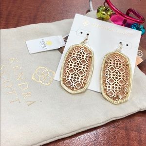 NEW Kendra Scott Danielle Rose Gold Filigree